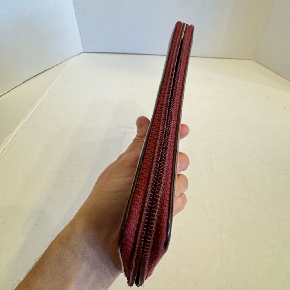 Vintage Coach Wallet Burgundy Leather Card Bill Coin Zip Around Accordion VTG - Picture 14 of 16